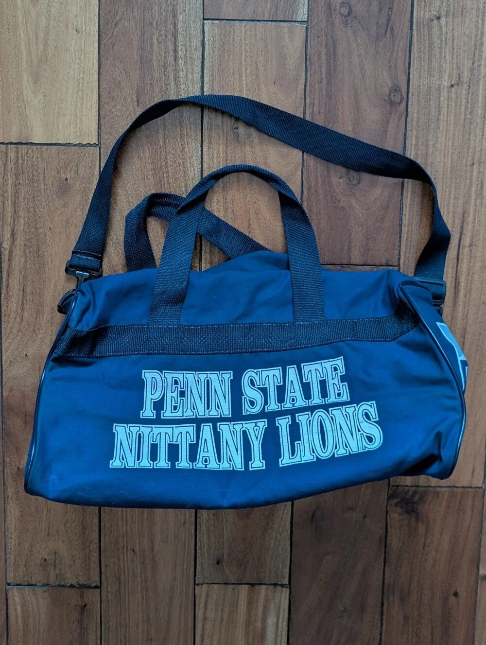 Penn State University Vintage Duffel Bag (OS)